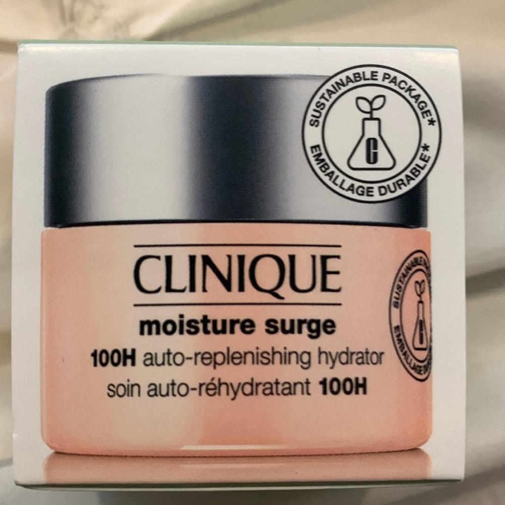Clinique moisture surge